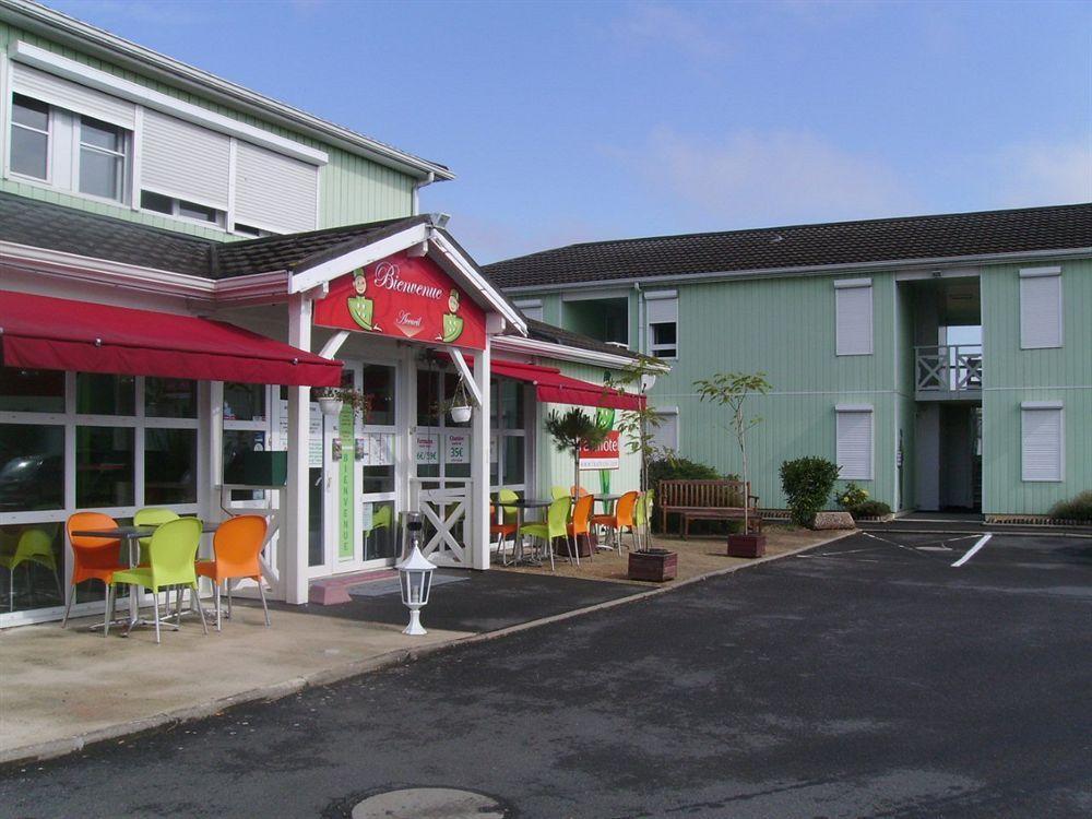 Hotel Brit Hotel Essentiel Poitiers Gare Du Futuroscope Jaunay-Clan